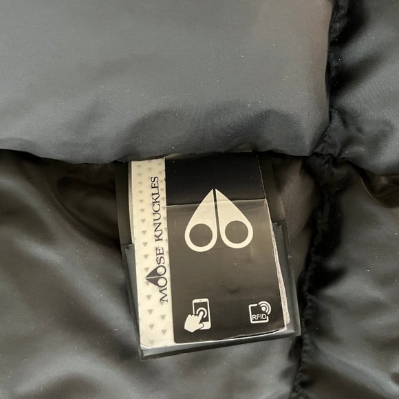 Moose Knuckles Stirling Fur Parka Size S Small (Black/White Fur) - Picture 8 of 8